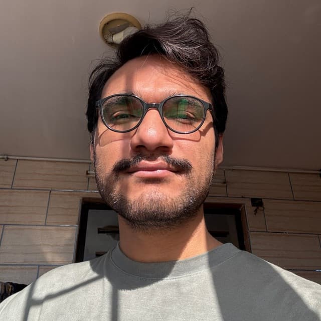 Mohammad Nakhaei Ramezanzadeh (محمد نخعی رمضان‌زاده) — Full Stack Developer & AI Engineer